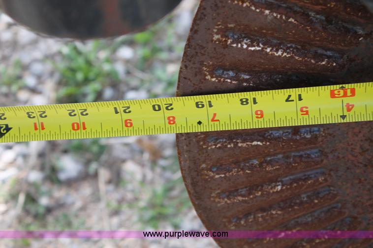 image for item G5856 2011 Laney 2013ST ripper plow