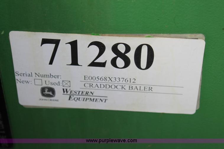 image for item G5860 2007 John Deere 568 round baler