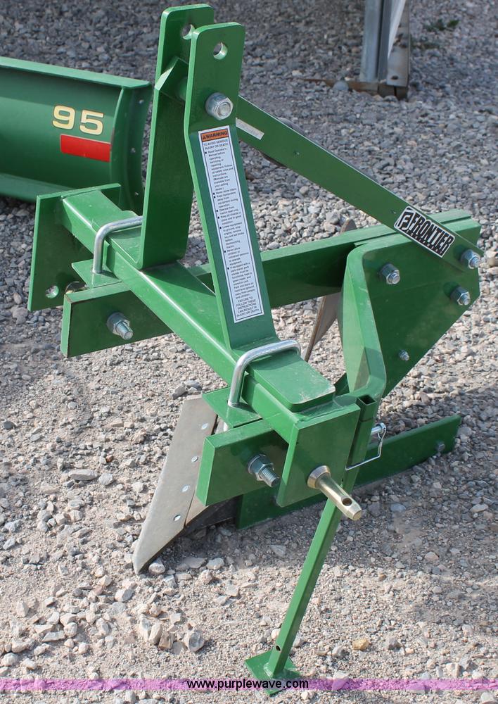 image for item G5861 Frontier PB1001 one bottom moldboard plow
