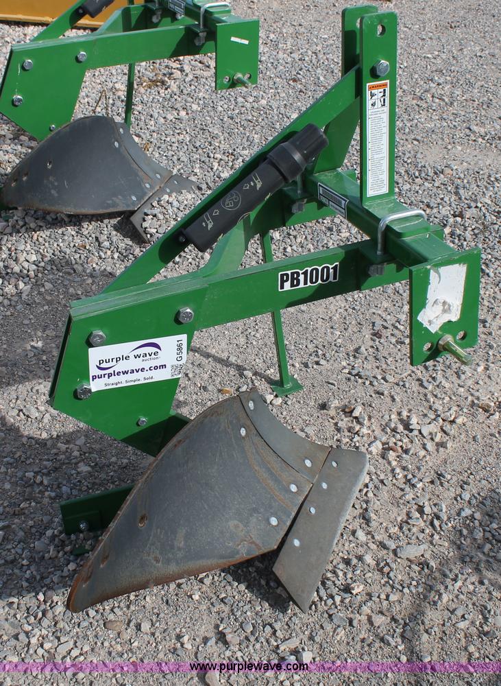 image for item G5861 Frontier PB1001 one bottom moldboard plow
