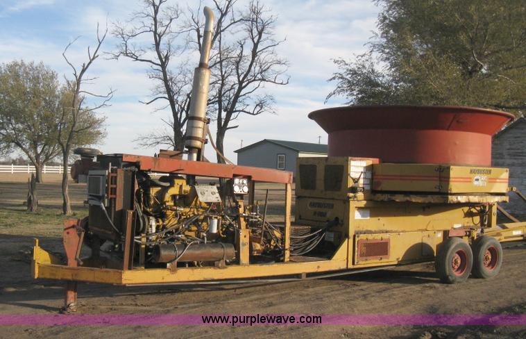 image for item H4356 HayBuster H1100 Big Bite self-contained hay grinder