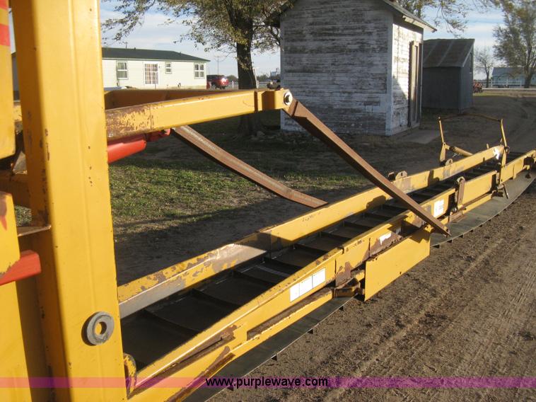 image for item H4356 HayBuster H1100 Big Bite self-contained hay grinder