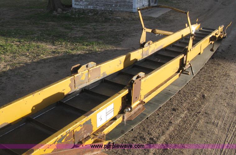 image for item H4356 HayBuster H1100 Big Bite self-contained hay grinder