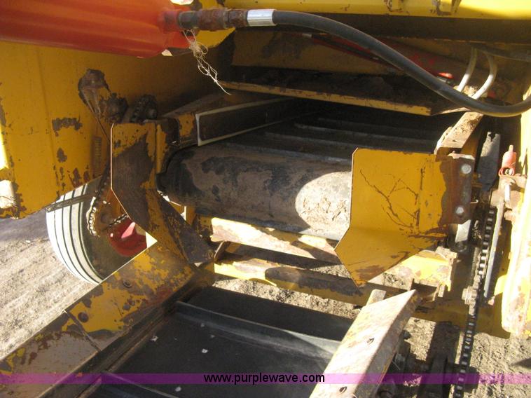 image for item H4356 HayBuster H1100 Big Bite self-contained hay grinder