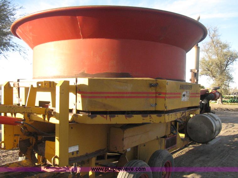 image for item H4356 HayBuster H1100 Big Bite self-contained hay grinder