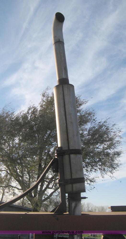 image for item H4356 HayBuster H1100 Big Bite self-contained hay grinder