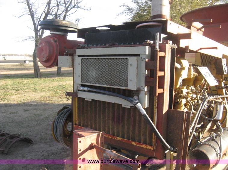 image for item H4356 HayBuster H1100 Big Bite self-contained hay grinder