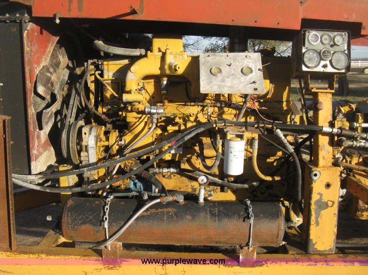 image for item H4356 HayBuster H1100 Big Bite self-contained hay grinder