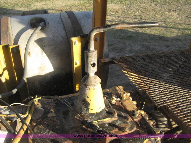 image for item H4356 HayBuster H1100 Big Bite self-contained hay grinder