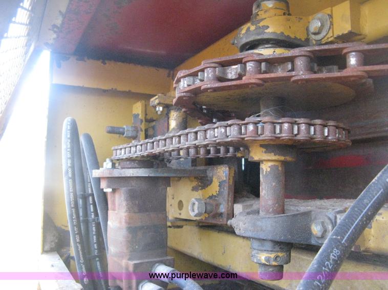 image for item H4356 HayBuster H1100 Big Bite self-contained hay grinder