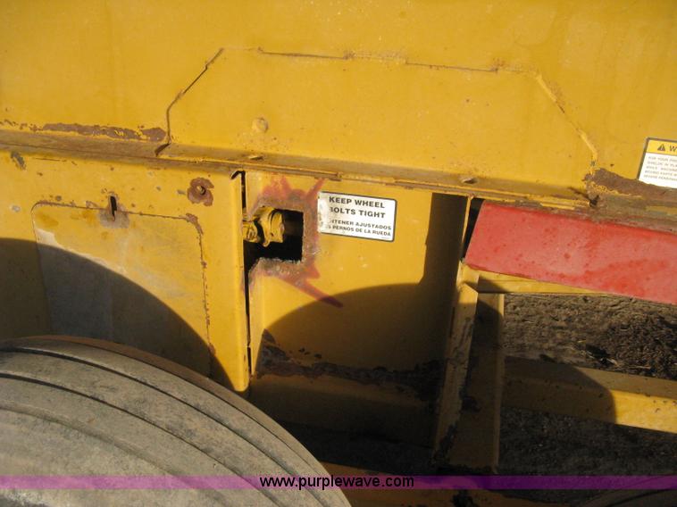 image for item H4356 HayBuster H1100 Big Bite self-contained hay grinder