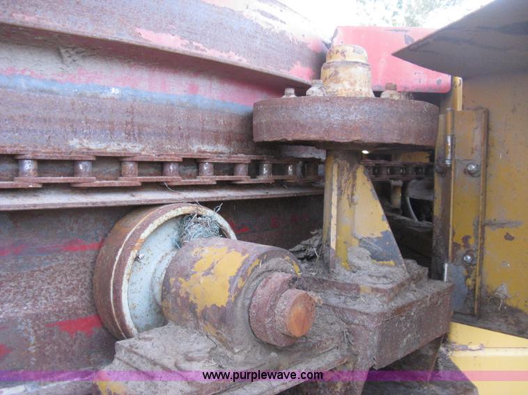 image for item H4356 HayBuster H1100 Big Bite self-contained hay grinder