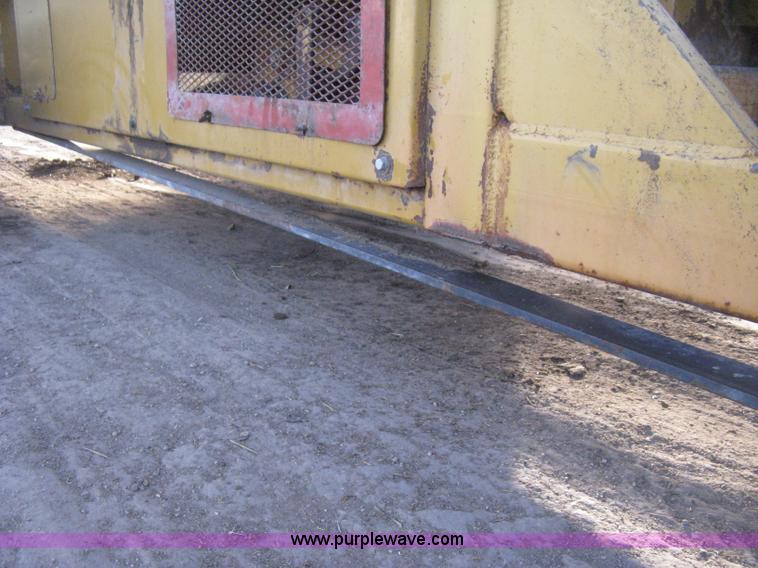 image for item H4356 HayBuster H1100 Big Bite self-contained hay grinder