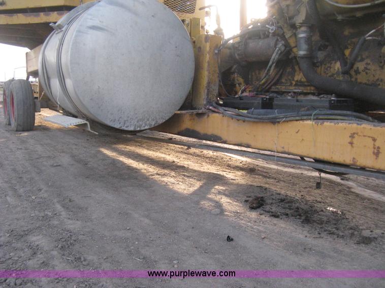 image for item H4356 HayBuster H1100 Big Bite self-contained hay grinder