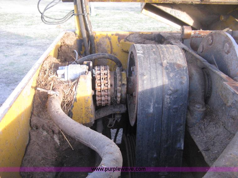 image for item H4356 HayBuster H1100 Big Bite self-contained hay grinder