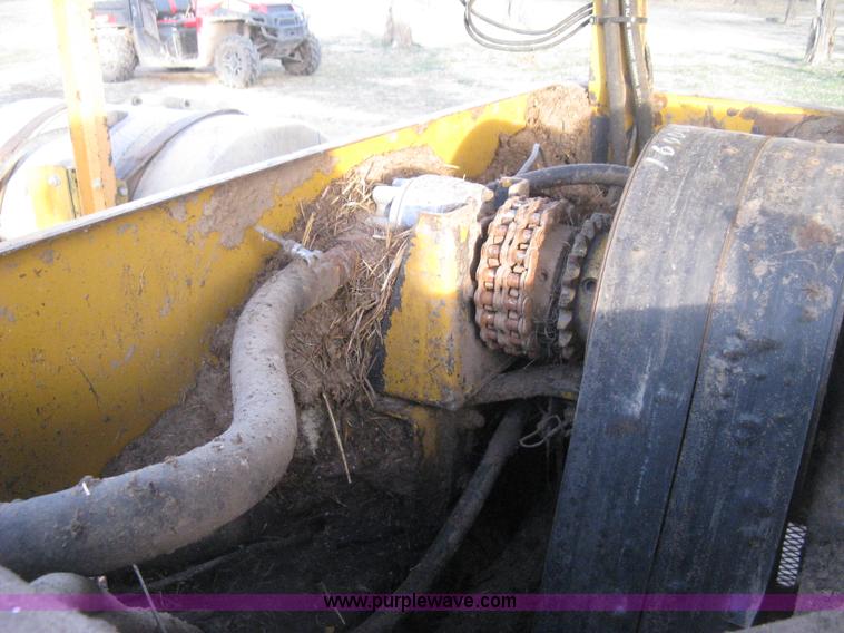 image for item H4356 HayBuster H1100 Big Bite self-contained hay grinder