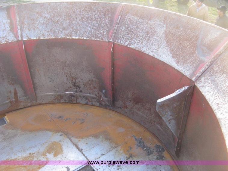 image for item H4356 HayBuster H1100 Big Bite self-contained hay grinder