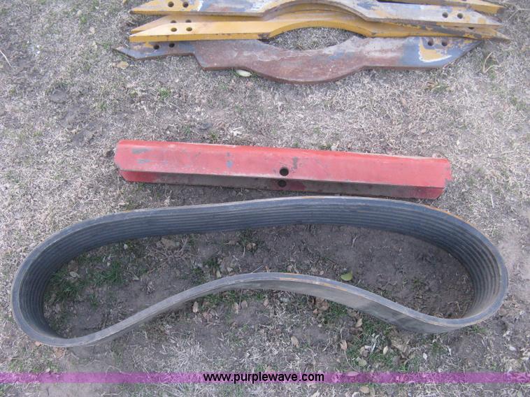 image for item H4356 HayBuster H1100 Big Bite self-contained hay grinder