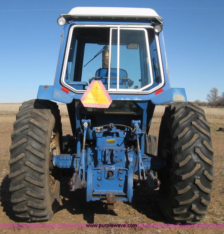 image for item H4368 Ford TW-10 tractor