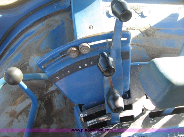 image for item H4368 Ford TW-10 tractor