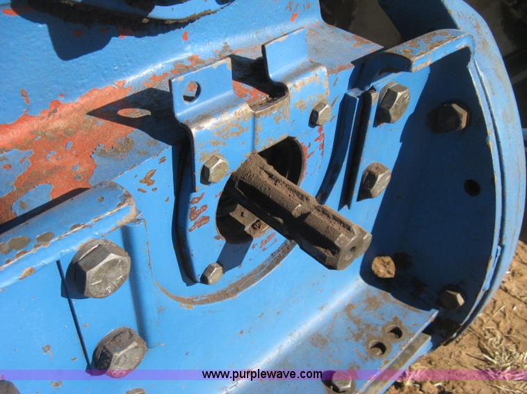 image for item H4368 Ford TW-10 tractor