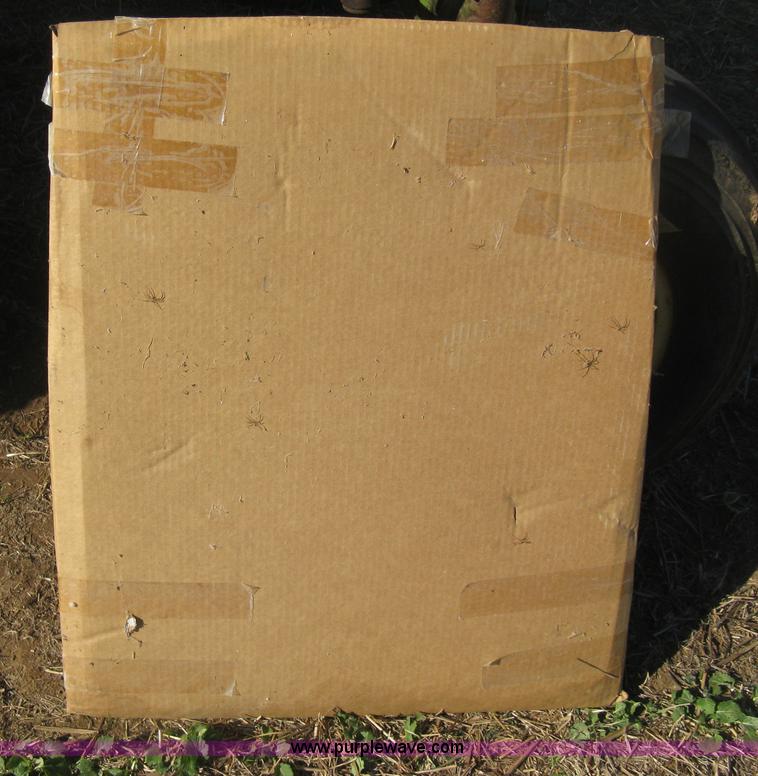 image for item H4368 Ford TW-10 tractor