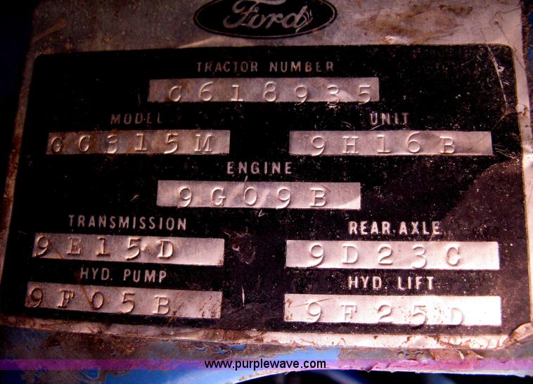 image for item H4368 Ford TW-10 tractor