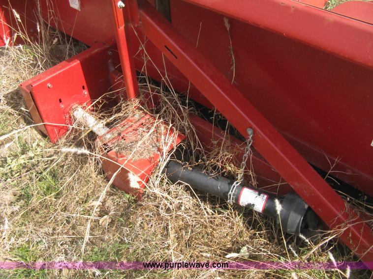 image for item H4371 1999 Case 1083 eight row corn head