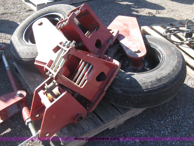 image for item H4390 Orthman 40' stack fold toolbar