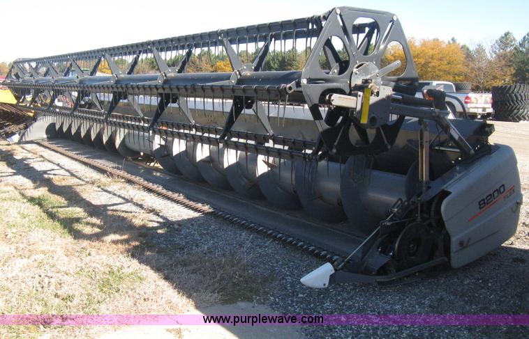 image for item H4396 2008 Gleaner 8200 flex head