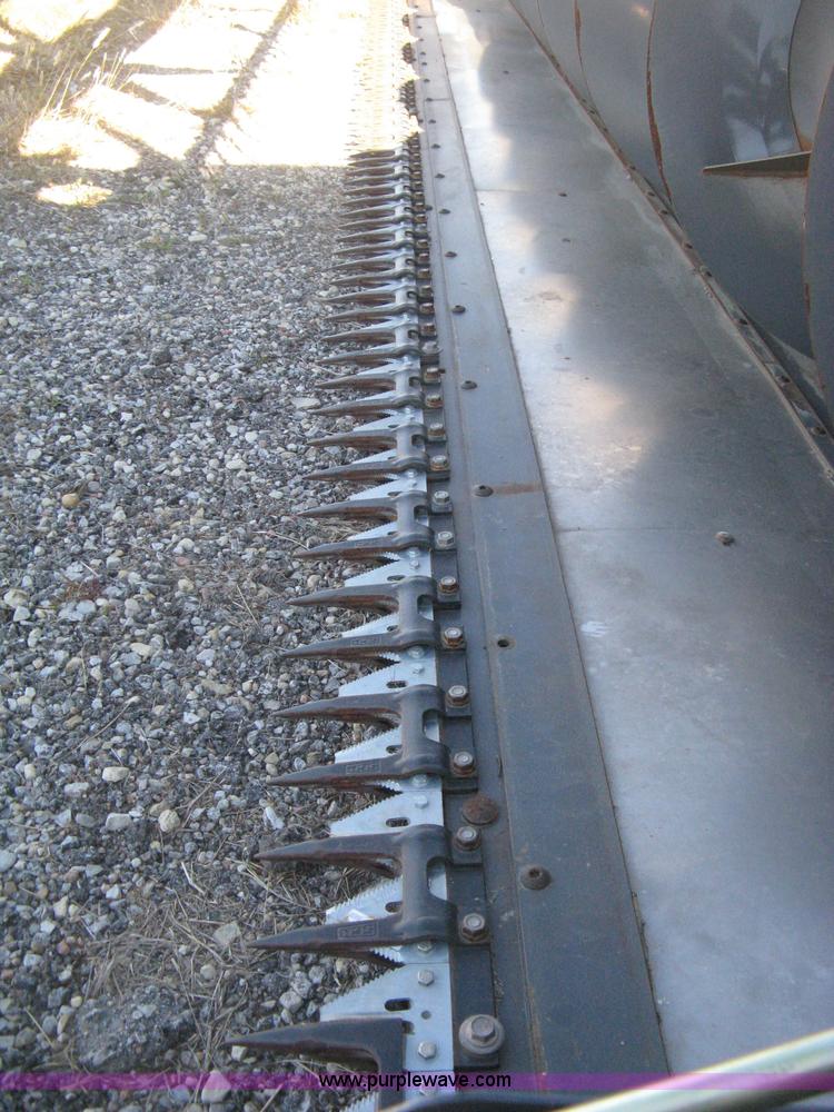 image for item H4396 2008 Gleaner 8200 flex head