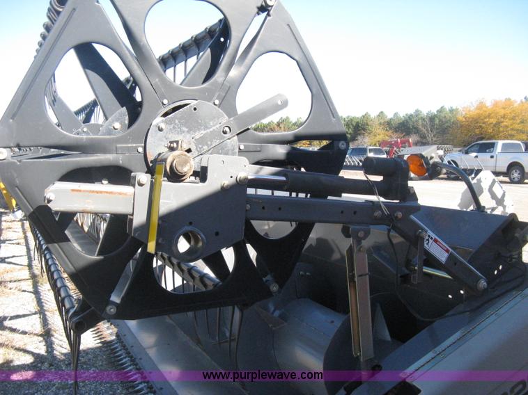 image for item H4396 2008 Gleaner 8200 flex head