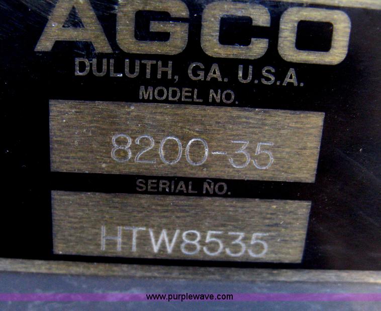 image for item H4396 2008 Gleaner 8200 flex head