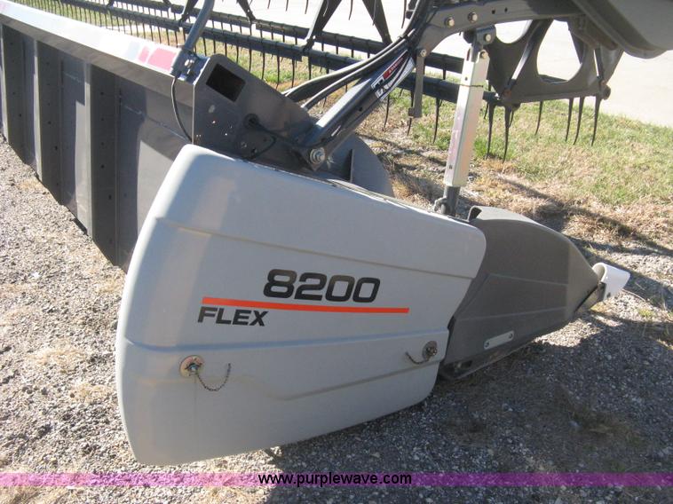 image for item H4396 2008 Gleaner 8200 flex head