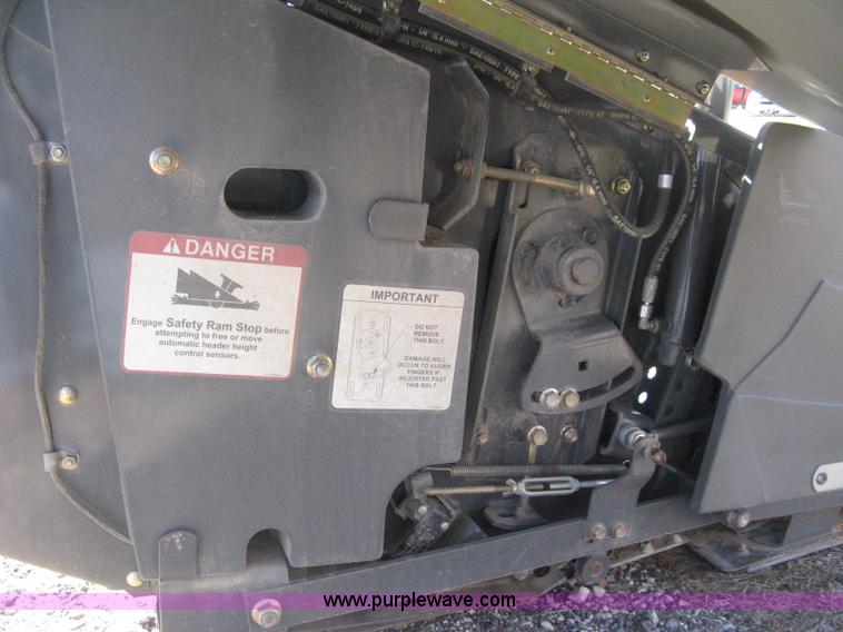 image for item H4396 2008 Gleaner 8200 flex head