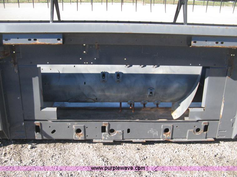 image for item H4396 2008 Gleaner 8200 flex head