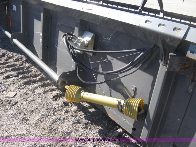 image for item H4396 2008 Gleaner 8200 flex head