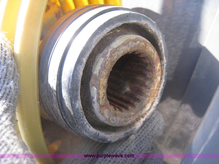 image for item H4396 2008 Gleaner 8200 flex head