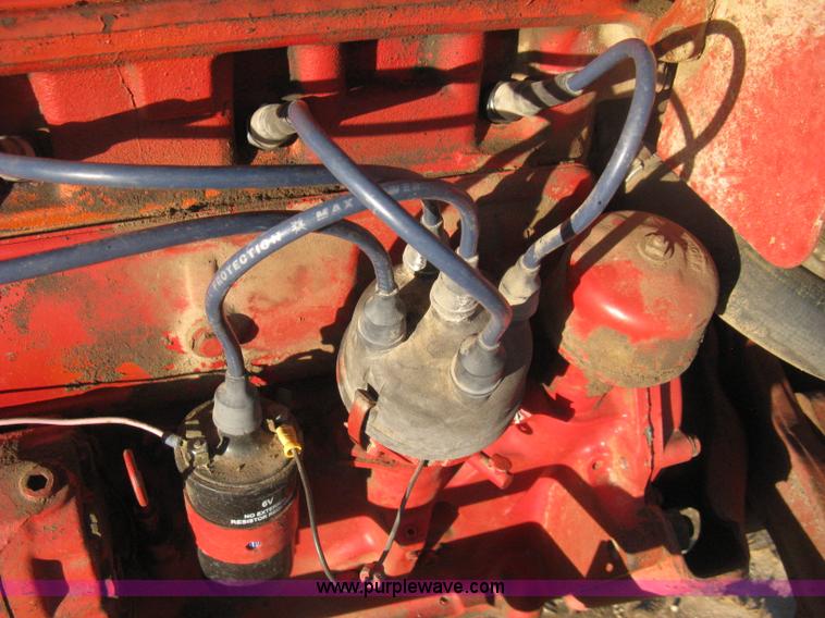 image for item H4416 Ford 860 Power Master tractor