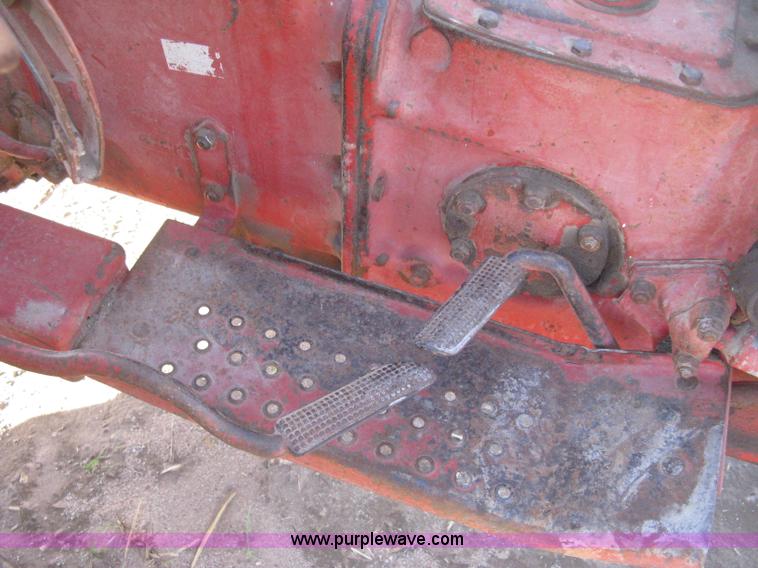 image for item H4416 Ford 860 Power Master tractor