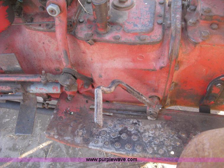 image for item H4416 Ford 860 Power Master tractor