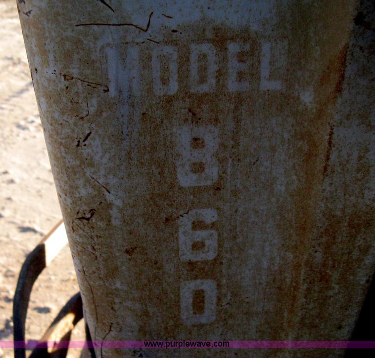 image for item H4416 Ford 860 Power Master tractor