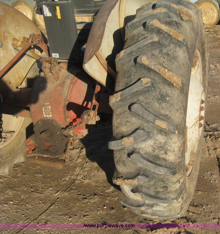 image for item H4416 Ford 860 Power Master tractor