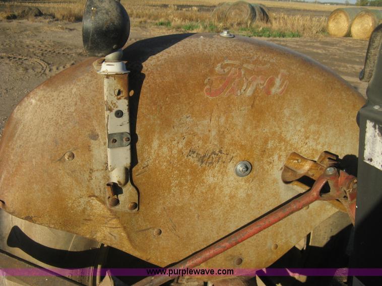 image for item H4416 Ford 860 Power Master tractor