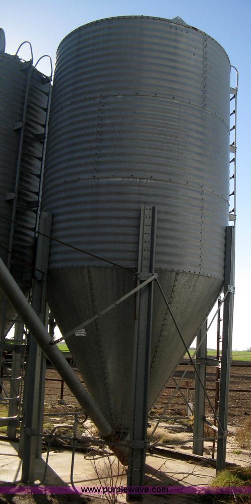 image for item H4417 Butler bulk bin