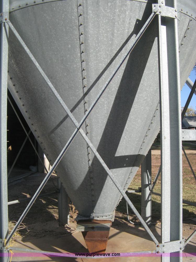 image for item H4417 Butler bulk bin