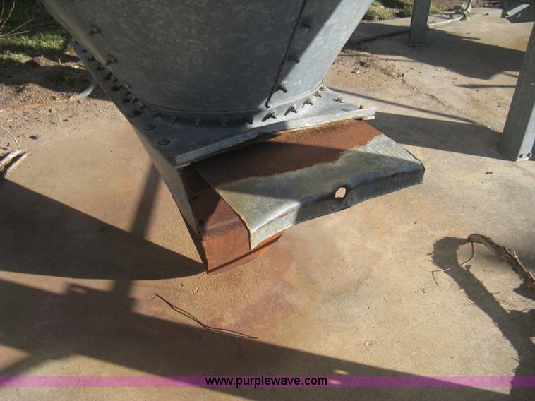 image for item H4417 Butler bulk bin