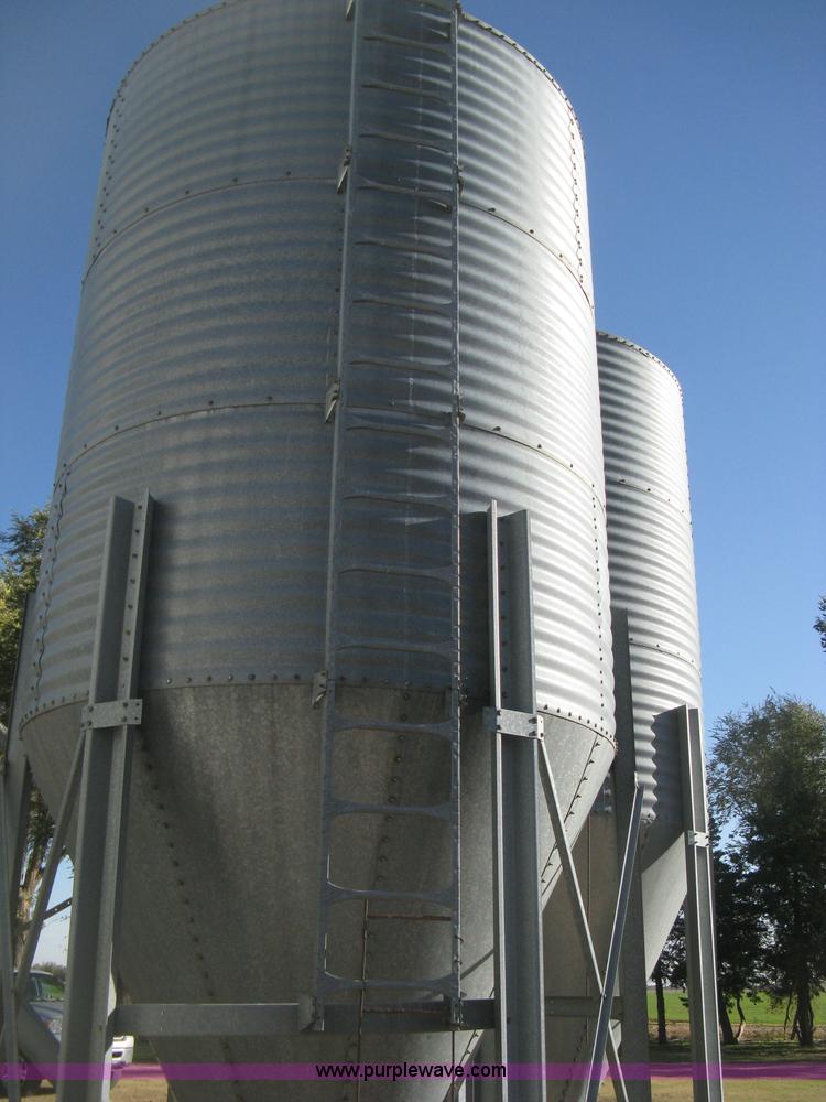 image for item H4417 Butler bulk bin