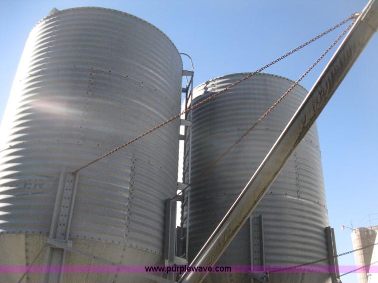 image for item H4418 Butler bulk bin