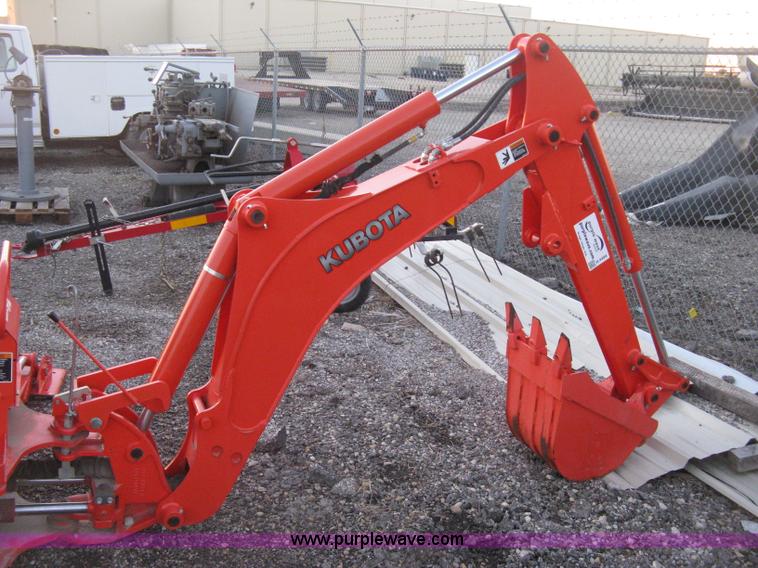 image for item H4494 Kubota BH92 backhoe attachment